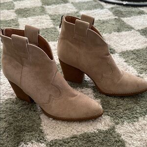Beast Fashion Ankle Boots, Size 8.5